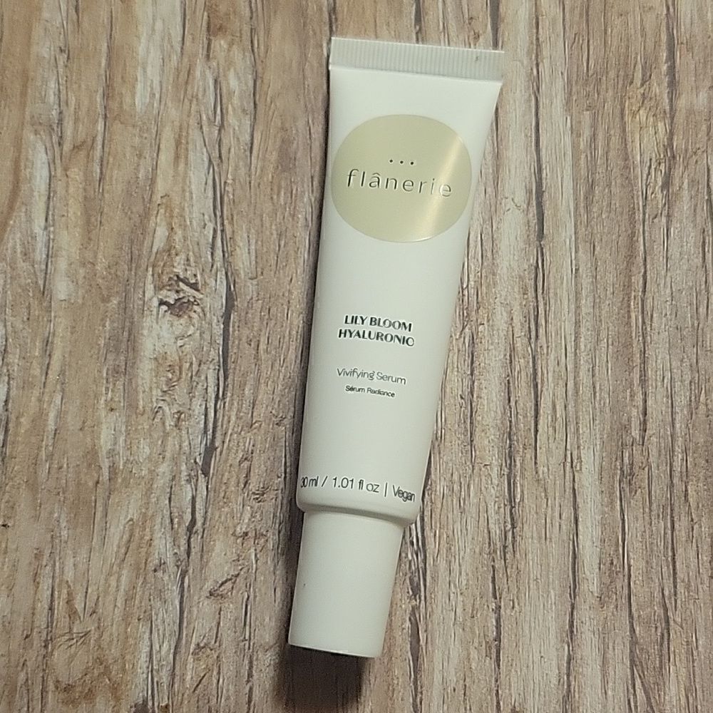 Flanerie Lily Bloom Hyaluronic Vivifying Serum
